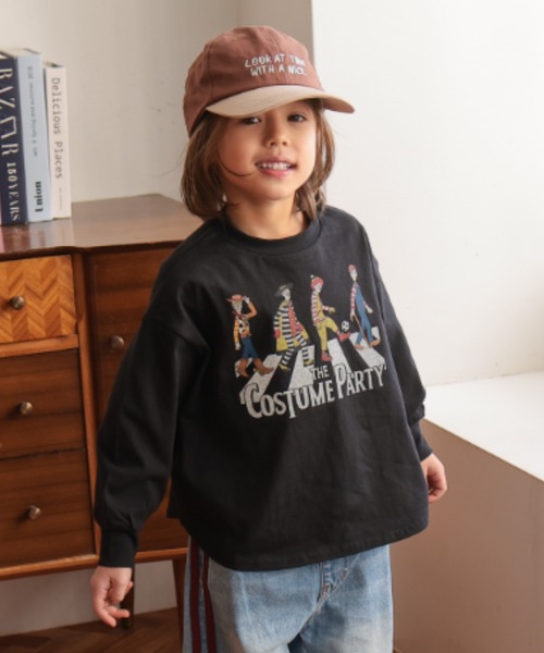Ocean&Ground(オーシャン&グラウンド)の「COSTUME PARTYプリントロンT【ONLINE EXCLUSIVE】(Tシャツ/カットソー・キッズ・オフホワイト/ブラック/キナリ・80/90/100/110/120/130/140)」の3枚目の写真