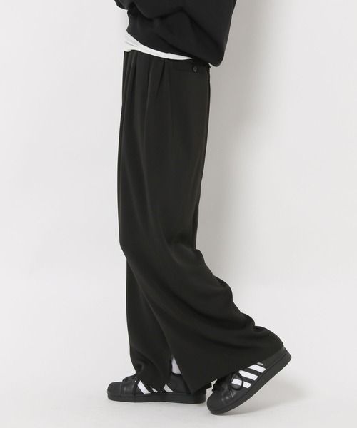 HEREIAM（ヘレイアム）の「【HEREIAM】モードな落ち感が魅力。トロミタックパンツ（その他パンツ・レディース・ブラック/ダークネイビー・SMALL/MEDIUM）」の2枚目の写真