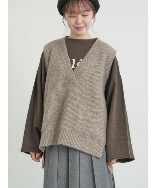 Samansa Mos2（サマンサ モスモス）の「Vネックリブベスト（ベスト・レディース・ベージュ/キナリ/チャコールグレー・F）」の3枚目の写真