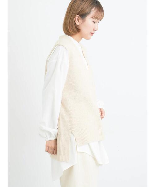 Samansa Mos2（サマンサ モスモス）の「Vネックリブベスト（ベスト・レディース・ベージュ/キナリ/チャコールグレー・F）」の16枚目の写真