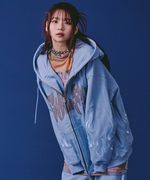 A'GEM/9 × .kom 『GALFY/ガルフィー』ファイヤーピカピカジップアップ