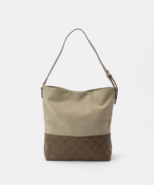 SLOBE IENA(スローブイエナ)の「SLOBE IENA ポーチ付きキルティングバッグ(ショルダーバッグ・レディース・ベージュ/ブラウン・FREE)」の9枚目の写真