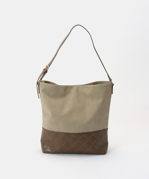 SLOBE IENA(スローブイエナ)の「SLOBE IENA ポーチ付きキルティングバッグ(ショルダーバッグ・レディース・ベージュ/ブラウン・FREE)」の11枚目の写真