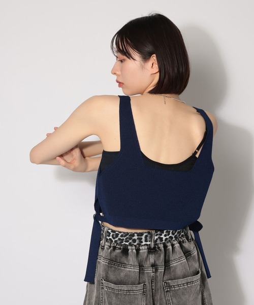 PAGEBOY（ページボーイ）の「サイドベルトニットビスチェ（その他トップス・レディース・ネイビー/ブラック/オフホワイト・FREE）」の15枚目の写真