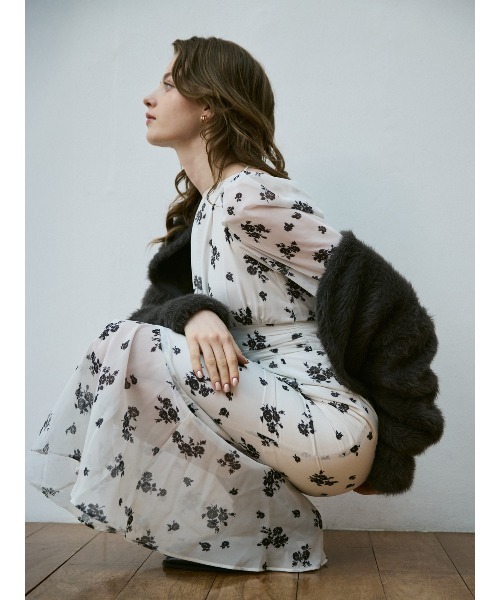 EIMY ISTOIRE（エイミーイストワール）の「フェザーペプラムニットカーディガンセット（ニット/セーター・レディース・アイボリー/ライトピンク/チャコールグレー・F）」の21枚目の写真