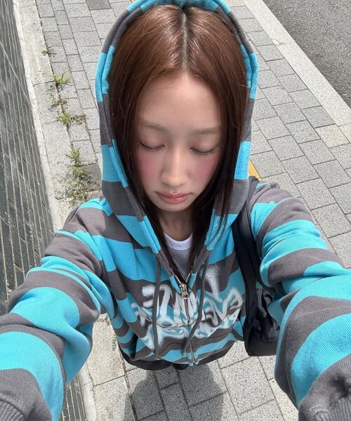 ISTKUNST(イストクンスト)の「PISS OFF ST HOOD ZIP UP_PINK(IK2EFMM483A)(パーカー・レディース・ピンク・S/M/L)」の5枚目の写真