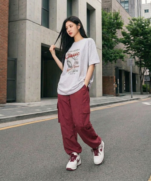 September SEOUL(セプテンバーソウル)の「アメリカンスポーツイラストグラフィックTシャツ(Tシャツ/カットソー・レディース・ホワイト/アッシュ・FREE)」の2枚目の写真