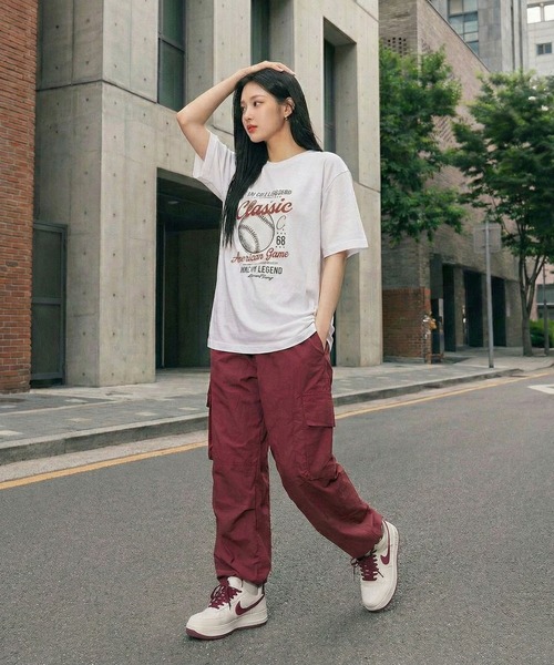 September SEOUL(セプテンバーソウル)の「アメリカンスポーツイラストグラフィックTシャツ(Tシャツ/カットソー・レディース・ホワイト/アッシュ・FREE)」の3枚目の写真