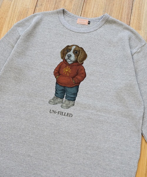 UN-FILLED(アンフィルド)の「mlt5558- UF DOG WAFFLE LONG SLEEVE T-shirt ロンT(ビーグル)-着丈前後差有(SDUF-2604BGL-M)(Tシャツ/カットソー・メンズ・アイボリー/グレー/ホワイト・ONE SIZE)」の4枚目の写真