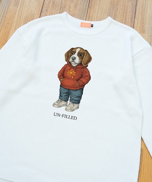 UN-FILLED(アンフィルド)の「mlt5558- UF DOG WAFFLE LONG SLEEVE T-shirt ロンT(ビーグル)-着丈前後差有(SDUF-2604BGL-M)(Tシャツ/カットソー・メンズ・アイボリー/グレー/ホワイト・ONE SIZE)」の6枚目の写真