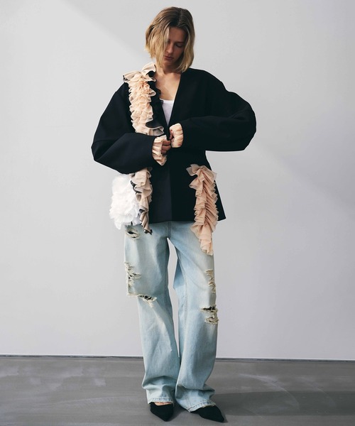 AKTE（アクテ）の「コクーンスリーブデザインジャケット（ノーカラージャケット・レディース・ブラック/キャメル・1/2）」の5枚目の写真