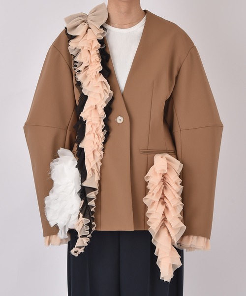 AKTE（アクテ）の「コクーンスリーブデザインジャケット（ノーカラージャケット・レディース・ブラック/キャメル・1/2）」の7枚目の写真