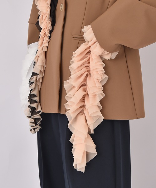 AKTE（アクテ）の「コクーンスリーブデザインジャケット（ノーカラージャケット・レディース・ブラック/キャメル・1/2）」の11枚目の写真