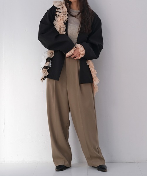 AKTE（アクテ）の「コクーンスリーブデザインジャケット（ノーカラージャケット・レディース・ブラック/キャメル・1/2）」の15枚目の写真