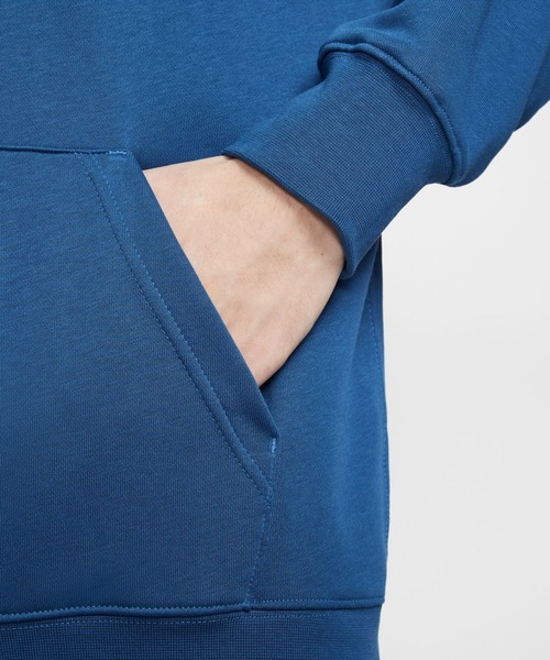 NIKE（ナイキ）の「ナイキ NIKE ナイキ クラブ FTプルオーバーL/Sフーディ（スウェット・メンズ・アイボリー/ブルー・S/M/L/LL/3L）」の9枚目の写真