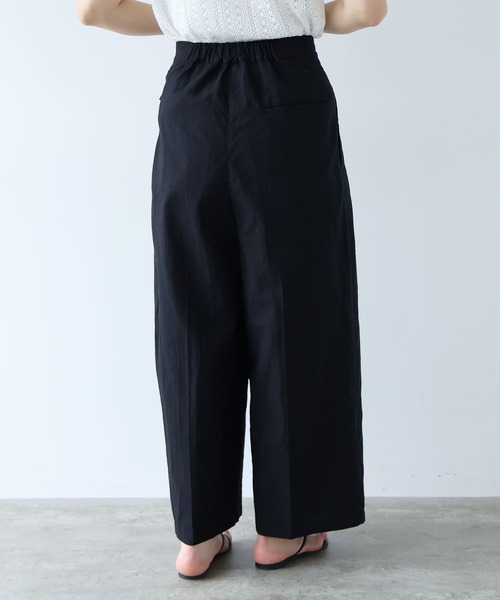 yuni(ユニ )の「高密度Cotton/Linen high waist wrap パンツ(その他パンツ・レディース・アイボリー/ブラック・S/M)」の21枚目の写真