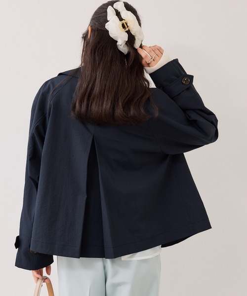 VIS（ビス）の「ショートトレンチコート/UVケア・撥水・花粉ガード（トレンチコート・レディース・ネイビー/ベージュ系その他・FREE）」の19枚目の写真