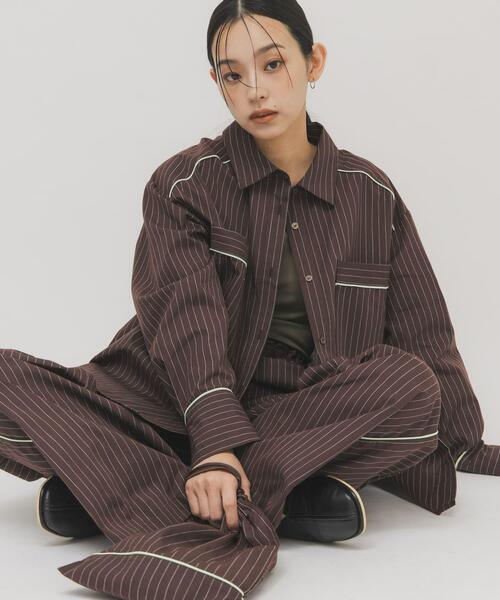 KBF(ケイビーエフ)の「ストライプBIGシャツ(シャツ/ブラウス・レディース・ブラウン/アイボリー・ONE)」の2枚目の写真