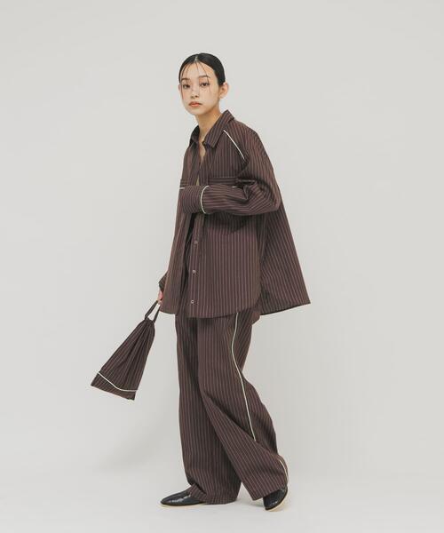 KBF(ケイビーエフ)の「ストライプBIGシャツ(シャツ/ブラウス・レディース・ブラウン/アイボリー・ONE)」の10枚目の写真