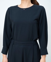 STRAWBERRY-FIELDS | マルチツイル_ラウンドネックブラウス(ビジネスシャツ)