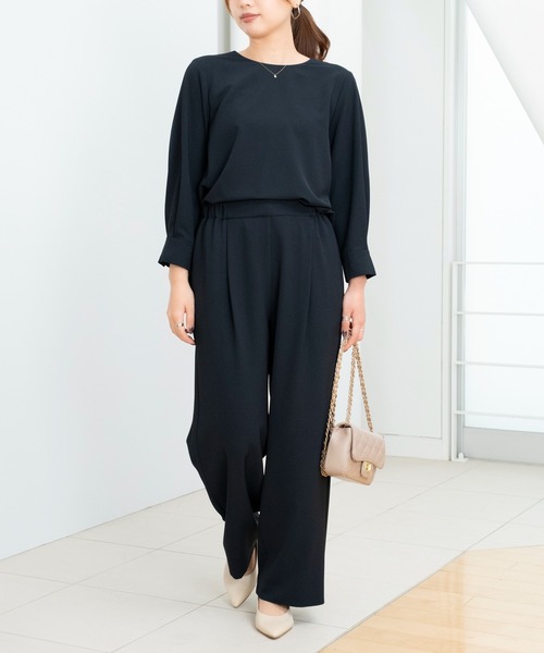 STRAWBERRY-FIELDS（ストロベリーフィールズ）の「マルチツイル_ラウンドネックブラウス（ビジネスシャツ・レディース・ブラック/オフホワイト/ネイビー・2）」の11枚目の写真