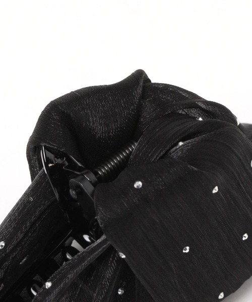 LAKOLE（ラコレ）の「プチビジューシアーバンスクリップ / 644588（バレッタ/ヘアクリップ・レディース・ブラック/ブルー・FREE）」の4枚目の写真