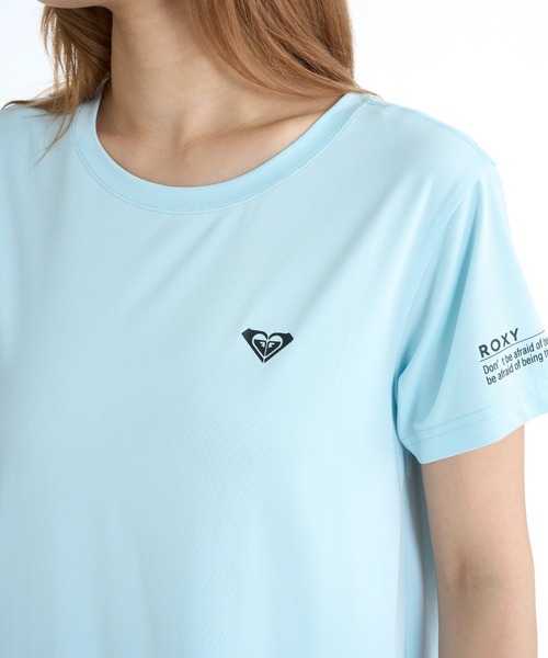 ROXY(ロキシー)の「ROXY ウィメンズ FITNESS FLOW MODE Tシャツ 【2026年春夏モデル】/ロキシーUVカット速乾ワンポイントロゴ半袖Tシャツ(Tシャツ/カットソー・レディース・ブラック/グレー/ミント/ホワイト・LARGE/MEDIUM)」の17枚目の写真