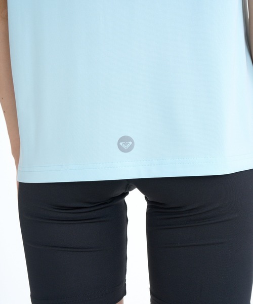 ROXY(ロキシー)の「ROXY ウィメンズ FITNESS FLOW MODE Tシャツ 【2026年春夏モデル】/ロキシーUVカット速乾ワンポイントロゴ半袖Tシャツ(Tシャツ/カットソー・レディース・ブラック/グレー/ミント/ホワイト・LARGE/MEDIUM)」の6枚目の写真
