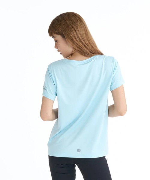 ROXY(ロキシー)の「ROXY ウィメンズ FITNESS FLOW MODE Tシャツ 【2026年春夏モデル】/ロキシーUVカット速乾ワンポイントロゴ半袖Tシャツ(Tシャツ/カットソー・レディース・ブラック/グレー/ミント/ホワイト・LARGE/MEDIUM)」の11枚目の写真
