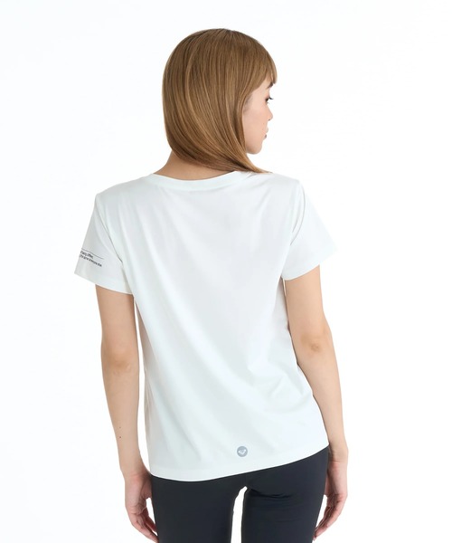 ROXY(ロキシー)の「ROXY ウィメンズ FITNESS FLOW MODE Tシャツ 【2026年春夏モデル】/ロキシーUVカット速乾ワンポイントロゴ半袖Tシャツ(Tシャツ/カットソー・レディース・ブラック/グレー/ミント/ホワイト・LARGE/MEDIUM)」の12枚目の写真