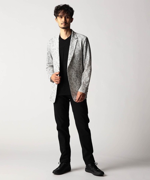 NICOLE CLUB FOR MEN(ニコルクラブフォーメン)の「ワッフルサッカープリント2Bジャケット(テーラードジャケット・メンズ・シルバーグレー/グレー系/ブラック・MEDIUM/LARGE/X-LARGE)」の5枚目の写真