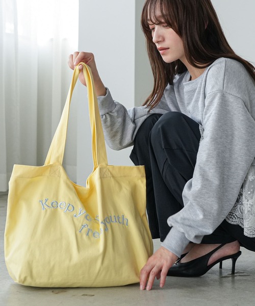 mili an deni(ミリアンデニ)の「刺繍フォントトートバッグ(トートバッグ・レディース・イエロー/ブルー/オフホワイト・F)」の20枚目の写真