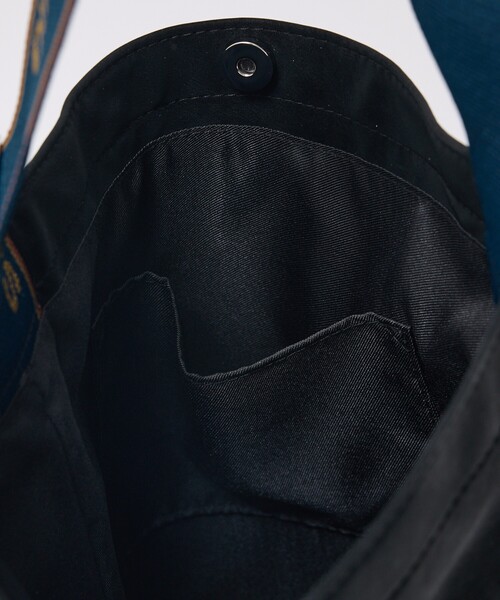 OUTDOOR PRODUCTS(アウトドアプロダクツ)の「【OUTDOOR PRODUCTS】Jacquard Tape Tote ロゴテープ 縦型トートバッグ(トートバッグ・レディース・アイボリー/ブラック/グレー・フリー)」の16枚目の写真