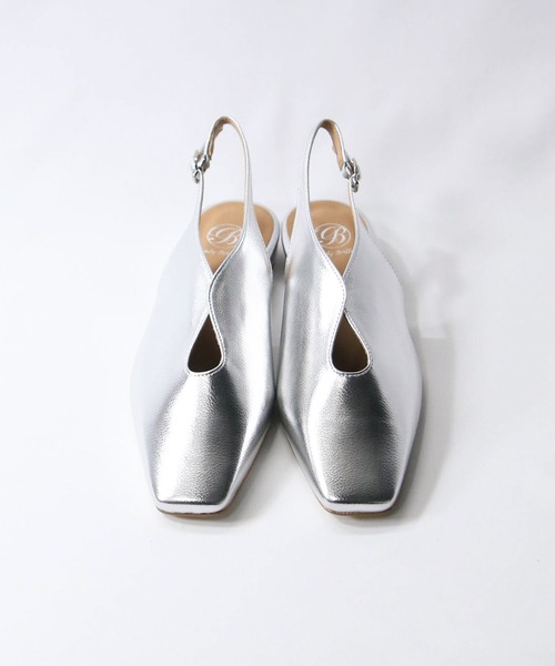 Gready Brilliant（グレディブリリアン）の「エナメルフラットパンプス（パンプス・レディース・シルバー/ブラック・38/37/36）」の12枚目の写真