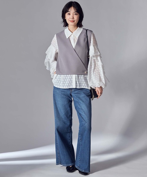 Gready Brilliant（グレディブリリアン）の「エナメルフラットパンプス（パンプス・レディース・シルバー/ブラック・38/37/36）」の3枚目の写真