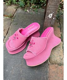 EVRIS（エヴリス）の「フリンジズタッズサンダル（サンダル）」