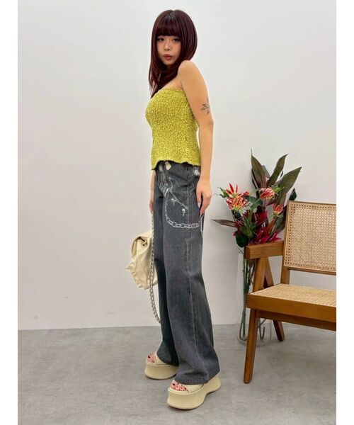 EVRIS(エヴリス)の「厚底フリンジズタッズサンダル(サンダル・レディース・ブラック/ピンク/ベージュ・SMALL/LARGE/MEDIUM)」の20枚目の写真