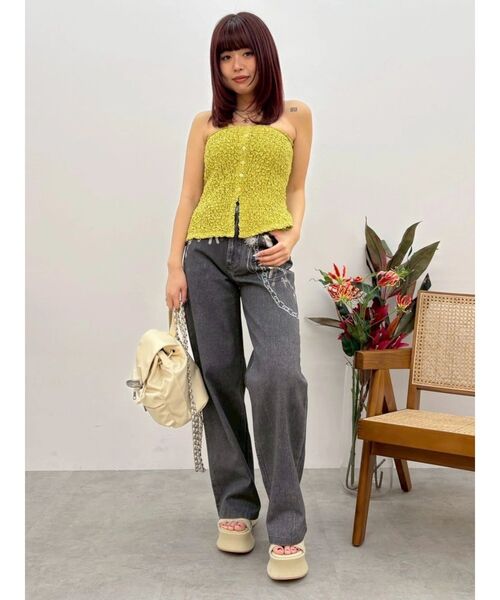 EVRIS(エヴリス)の「厚底フリンジズタッズサンダル(サンダル・レディース・ブラック/ピンク/ベージュ・SMALL/LARGE/MEDIUM)」の21枚目の写真