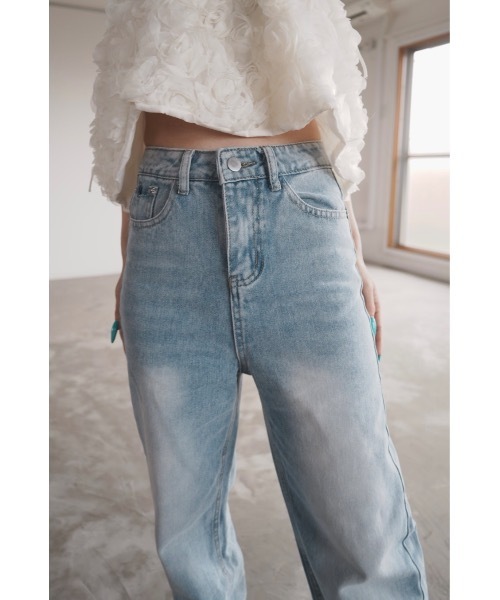 SALTMINT（ソルトミント）の「Mood Lace Denim Pants（デニムパンツ・レディース・ライトブルー・S/M/L/XL）」の3枚目の写真