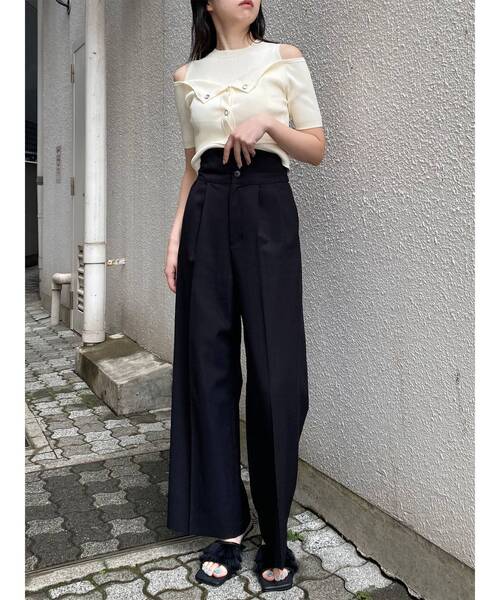 MURUA（ムルーア）の「【接触冷感】ハイウエストセンプレワイドパンツ【セットアップ着用可】（スラックス・レディース・ブルー/ベージュ/グレー/ブラック・2/1）」の7枚目の写真