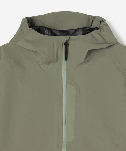 Bshop（ビショップ）の「HIKING PATROL | ARC LIGHTWEIGHT SHELL JACKET 2.0 MEN（その他アウター・メンズ・カーキ・L/M）」の4枚目の写真