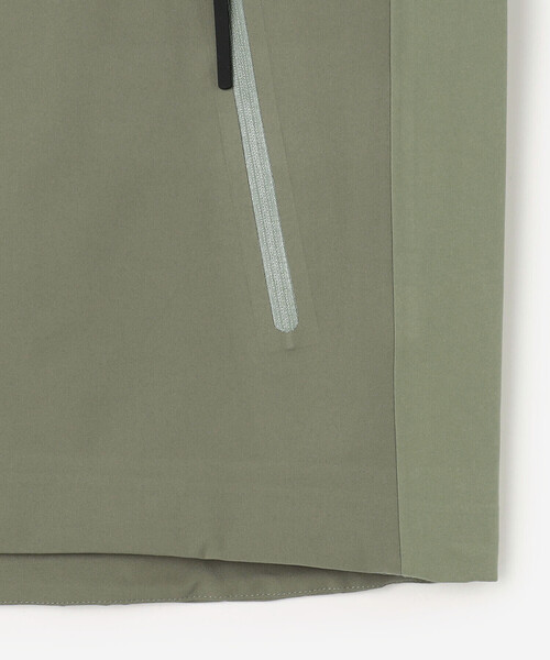Bshop（ビショップ）の「HIKING PATROL | ARC LIGHTWEIGHT SHELL JACKET 2.0 MEN（その他アウター・メンズ・カーキ・L/M）」の6枚目の写真