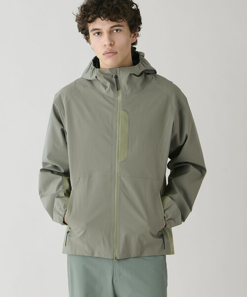 Bshop（ビショップ）の「HIKING PATROL | ARC LIGHTWEIGHT SHELL JACKET 2.0 MEN（その他アウター・メンズ・カーキ・L/M）」の17枚目の写真