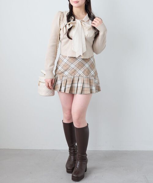 MAJESTIC LEGON(マジェスティックレゴン)の「アソートヘムプリーツミニスカパン(スカート・レディース・ベージュ系その他2/ベージュ/グレー・MEDIUM)」の7枚目の写真