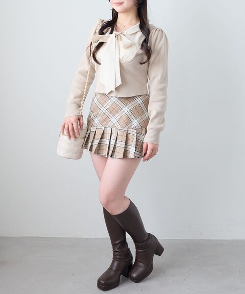 MAJESTIC LEGON(マジェスティックレゴン)の「アソートヘムプリーツミニスカパン(スカート・レディース・ベージュ系その他2/ベージュ/グレー・MEDIUM)」の8枚目の写真