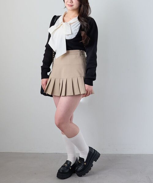 MAJESTIC LEGON(マジェスティックレゴン)の「アソートヘムプリーツミニスカパン(スカート・レディース・ベージュ系その他2/ベージュ/グレー・MEDIUM)」の21枚目の写真