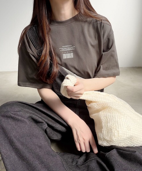 Nana（ナナ）の「ワンポイントロゴ ビッグシルエットTシャツ（Tシャツ/カットソー・レディース・チャコールグレー・FREE）」の17枚目の写真