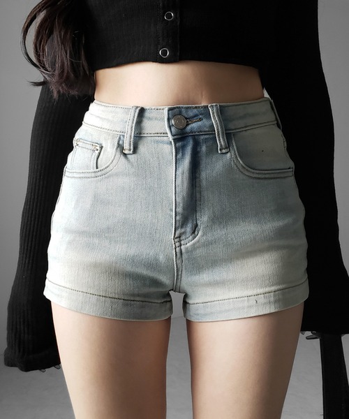 me+em select(ミームセレクト)の「【 2color /3size 】ハイウエストストレッチデニムタイトショートパンツ / high wast stretch denim tight short pants(デニムパンツ・レディース・ブルー/ブラック・MEDIUM/SMALL/LARGE)」の9枚目の写真