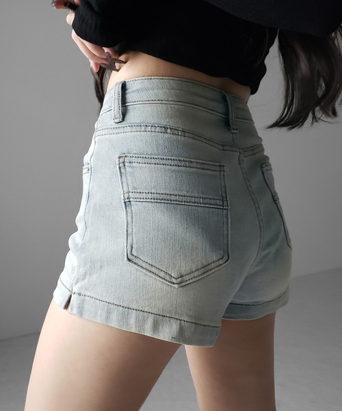 me+em select(ミームセレクト)の「【 2color /3size 】ハイウエストストレッチデニムタイトショートパンツ / high wast stretch denim tight short pants(デニムパンツ・レディース・ブルー/ブラック・MEDIUM/SMALL/LARGE)」の8枚目の写真