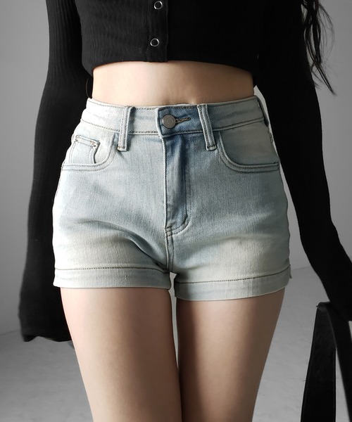 me+em select(ミームセレクト)の「【 2color /3size 】ハイウエストストレッチデニムタイトショートパンツ / high wast stretch denim tight short pants(デニムパンツ・レディース・ブルー/ブラック・MEDIUM/SMALL/LARGE)」の10枚目の写真